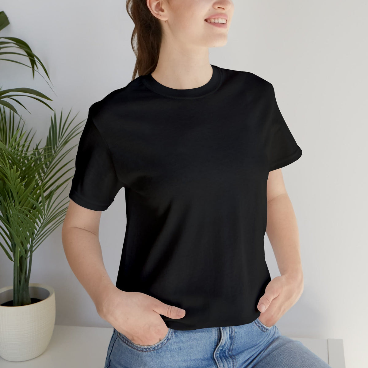 QUEEN | HER ONE AND ONLY LUXURY TEE