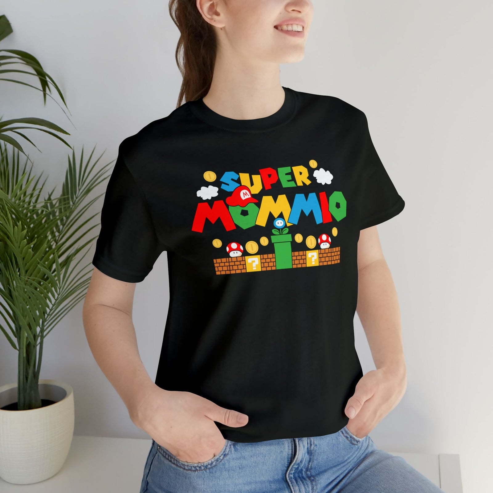 Super Mommio Deluxe Unisex Tee